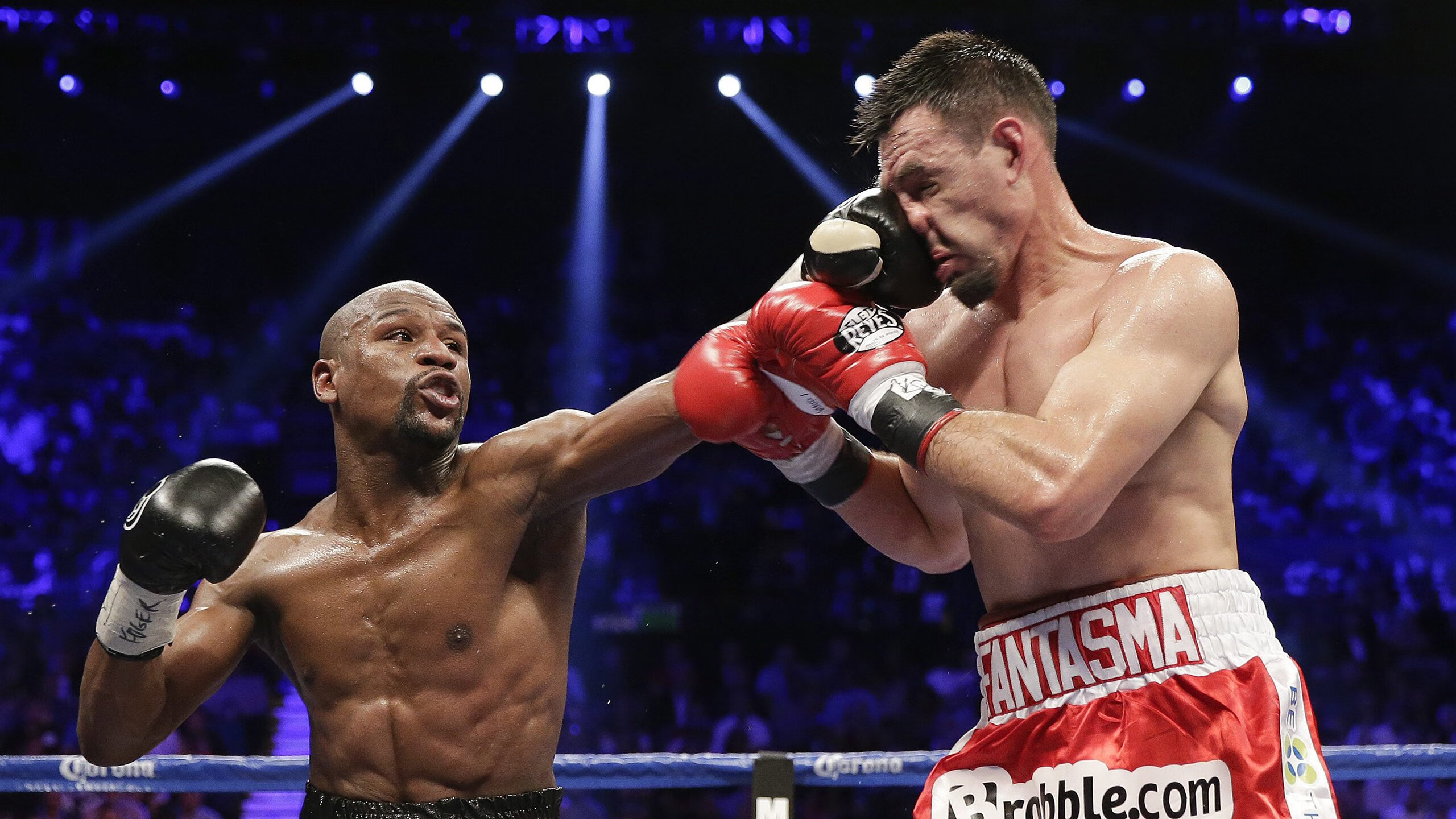 上半场悬念：比分54-51，激战正酣！，比分与半全场